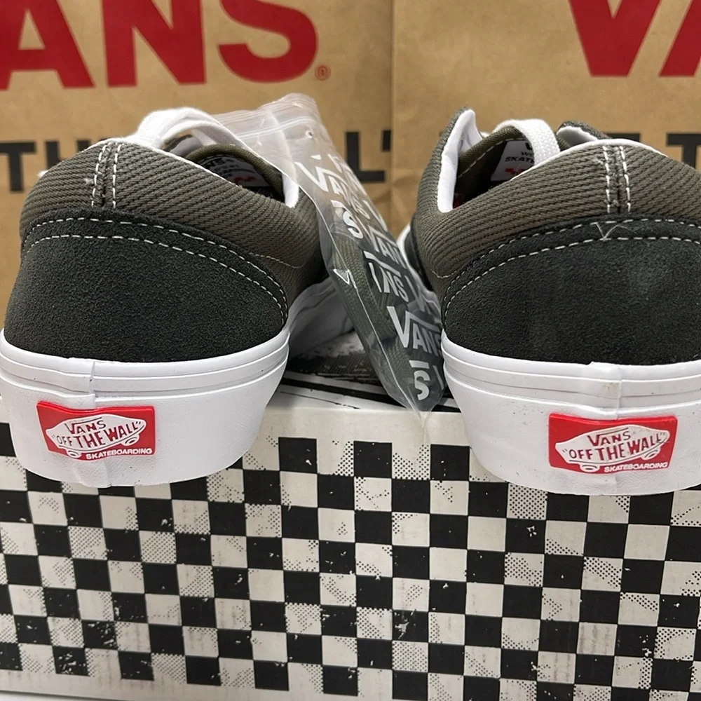 Vans WMNS Skate Era Twill Grape Leaf
VN0A5FC950K
Snea - Picture 14 of 16